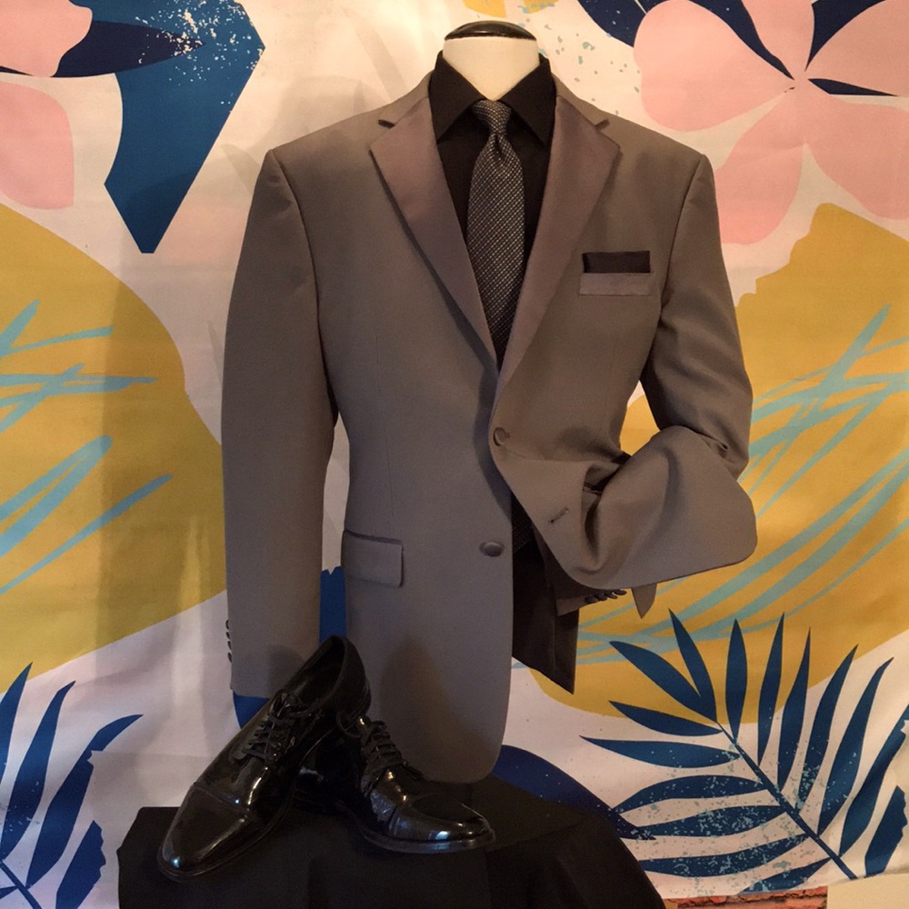 Lucci Gray Tuxedo Coat - image 3